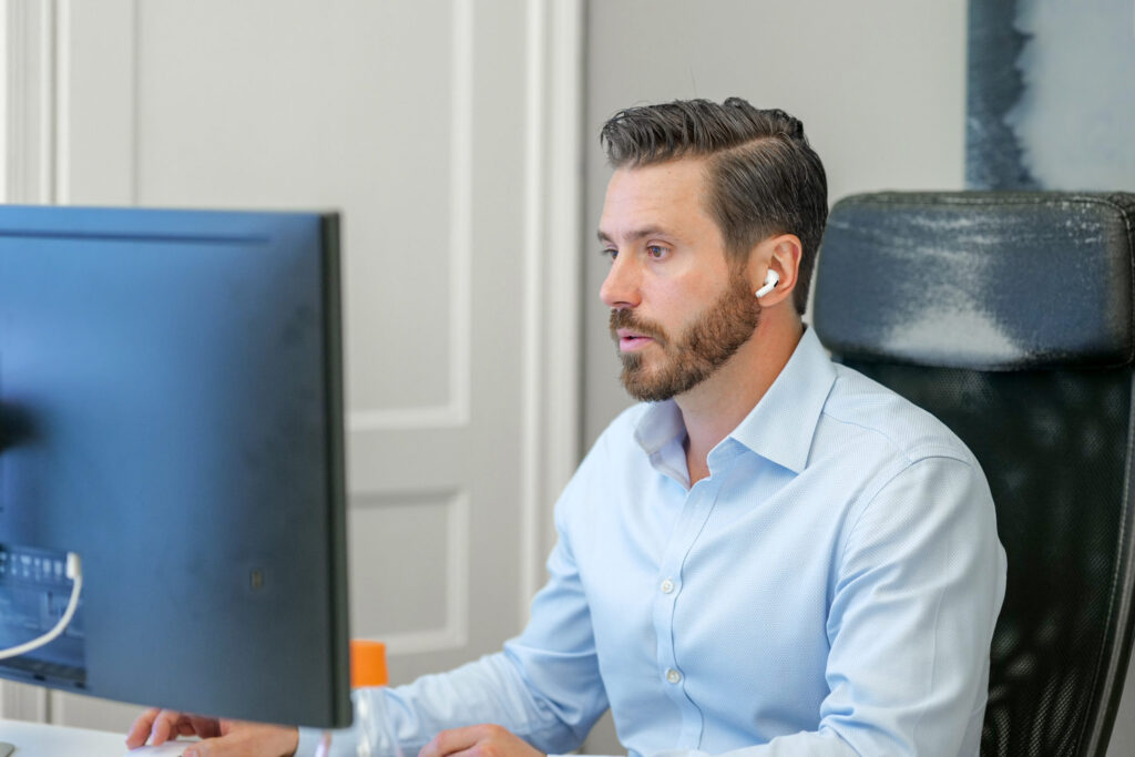 Howwe 068 scaled 1 Career Leading Solution for Growth leading software company